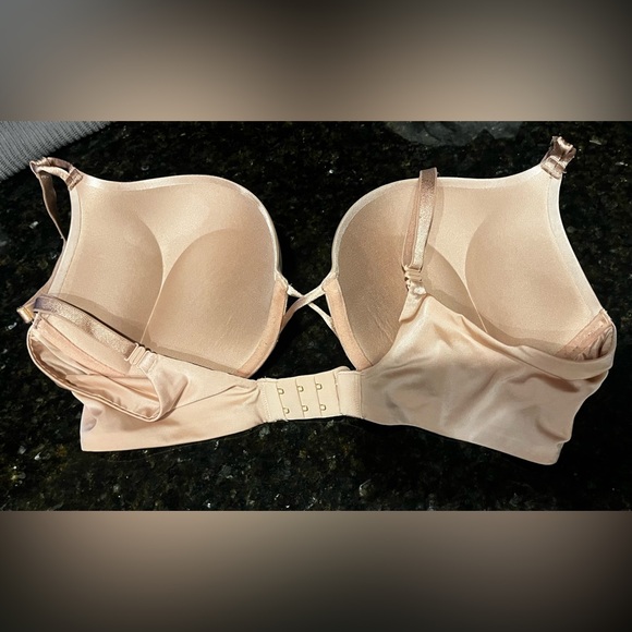 Bombshell Bra - Picture 5 of 5